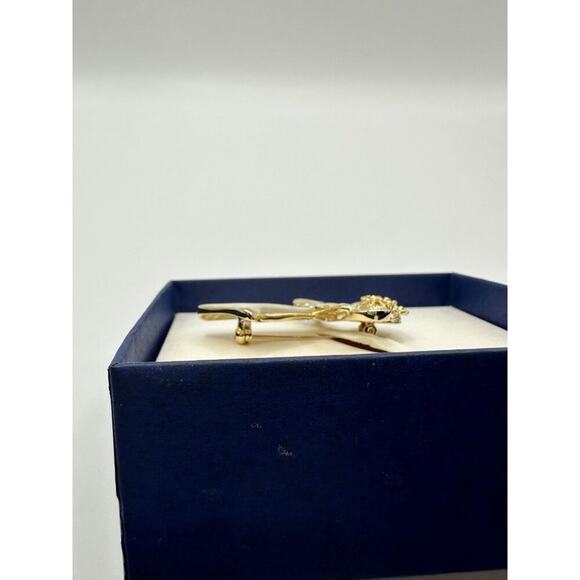 NWT Crazy Horse Liz Claiborne Co. Angel Mother of Pearl Pin Brooch - Picture 5 of 6